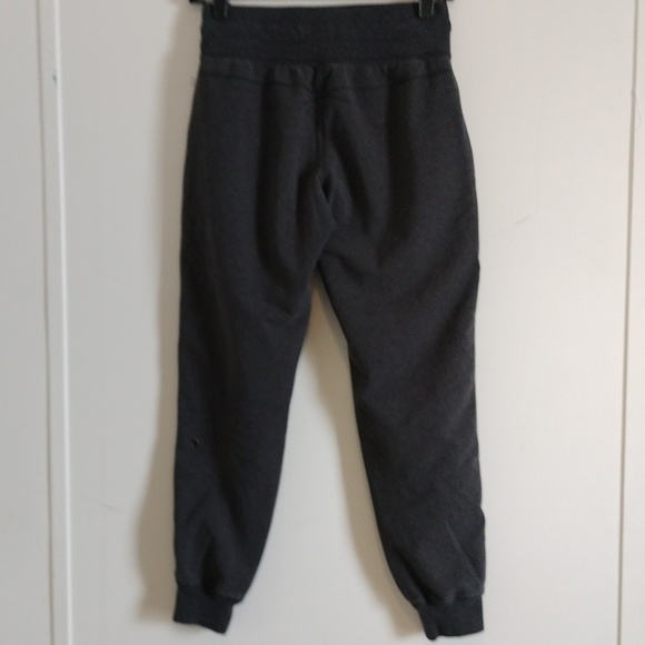 Lululemon Comfy As Sweat PantHeathered Black Size 4 - Picture 6 of 14